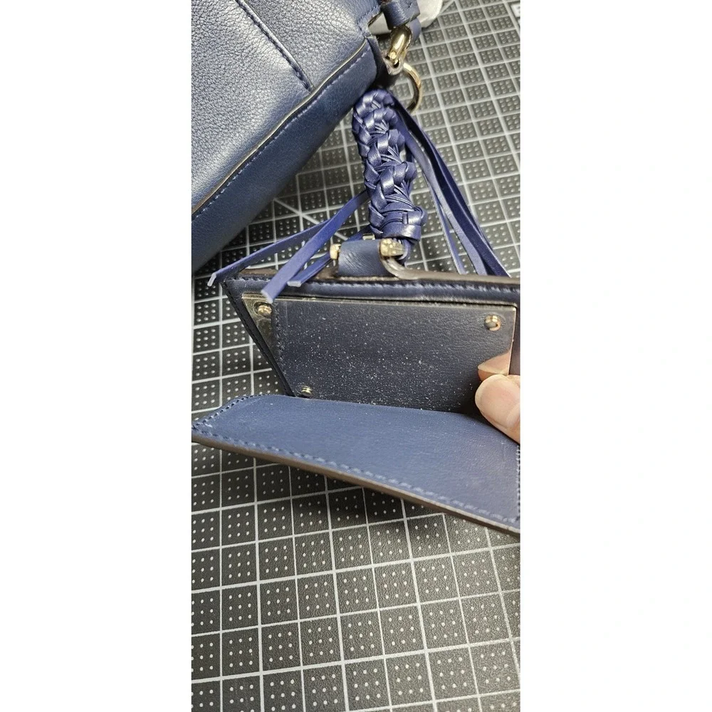 Salvatore Ferragamo Gancini‎ shoulder bag blue leather AU-21/6977